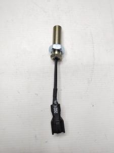 Датчик оборотов двигателя Hyundai Doosan 301310-00068