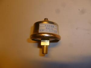 Датчик давления масла Ricardo K4100DS;TDК 30 4L/Oil pressure sensor Датчик давления масла Ricardo K4100DS;TDК 30 4L/Oil pressure sensor