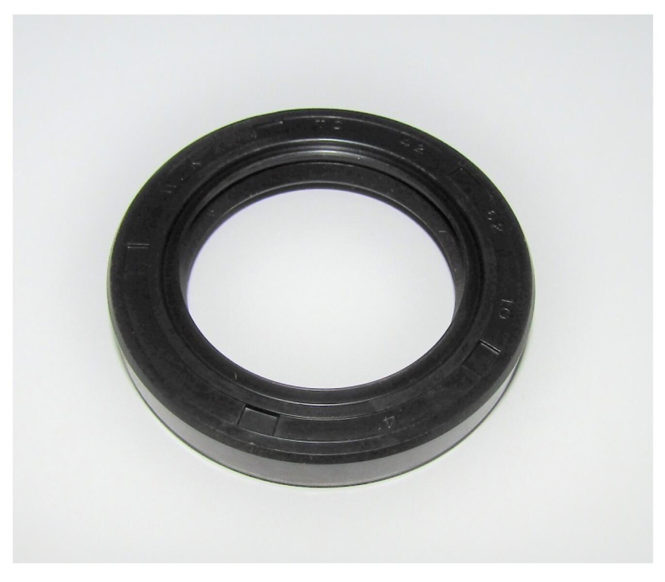 Сальник (42х62х10) редуктора ВТ-90Э /Reducer seal(42х62х10)