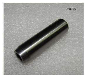 Втулка направляющая клапана Ricardo K4100ZDS; TDK 42 4LT/Valve guide Втулка направляющая клапана Ricardo K4100ZDS; TDK 42 4LT/Valve guide