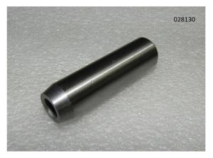 Втулка направляющая клапана Ricardo Y495DS; TDK 26,N38,56,66 4L/Valve guide Втулка направляющая клапана Ricardo Y495DS; TDK 26,N38,56,66 4L/Valve guide