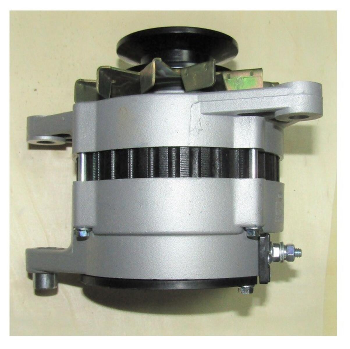 Генератор зарядный TDQ 20 4L (D=90/1B) /Battery charging generator Генератор зарядный TDQ 20 4L (D=90/1B) /Battery charging generator