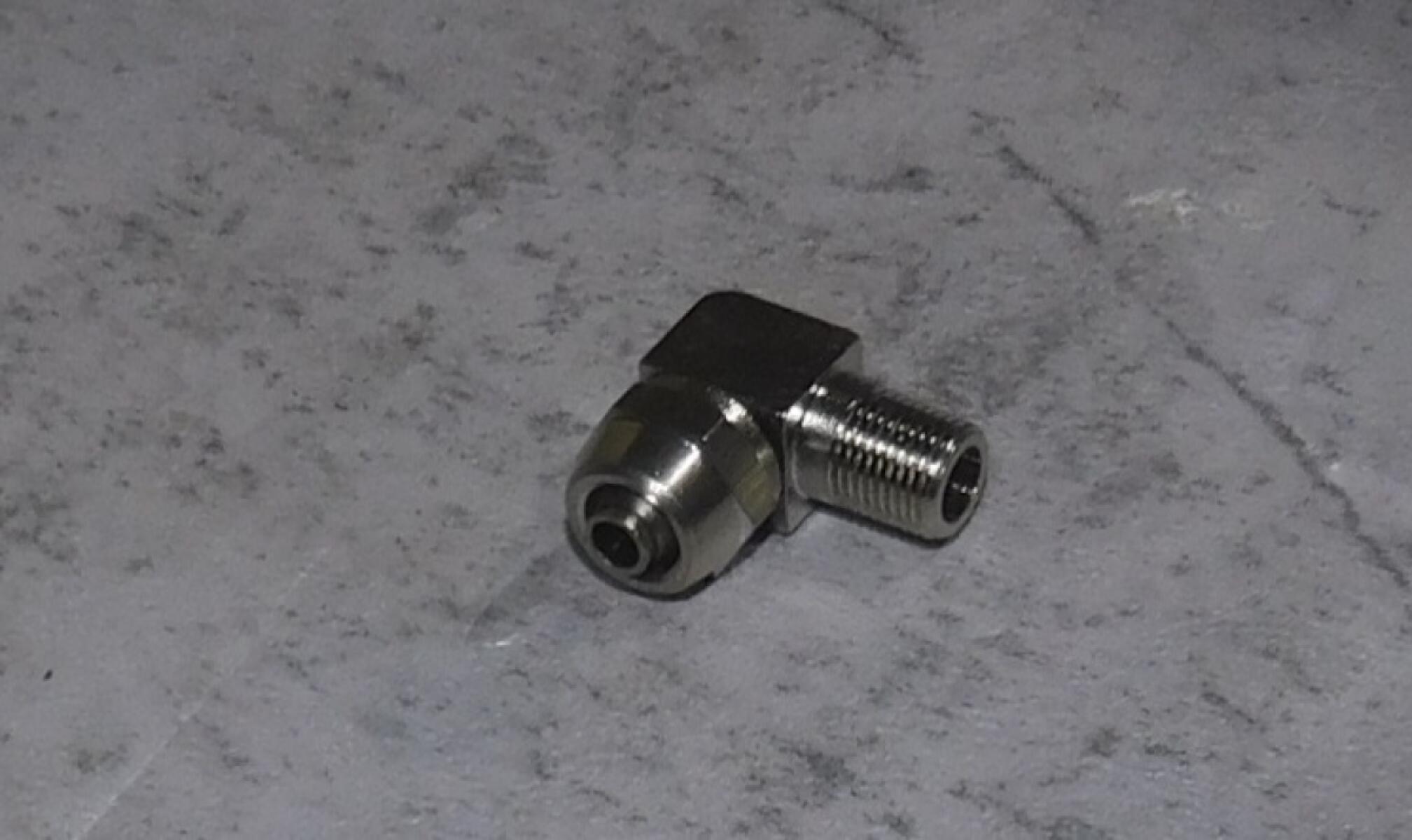 Штуцер трубки рабочего цилиндра TSS-CP-320/Copper elbow, CNP330AY-1-C40 (3110103002) Штуцер трубки рабочего цилиндра TSS-CP-320/Copper elbow, CNP330AY-1-C40 (3110103002)