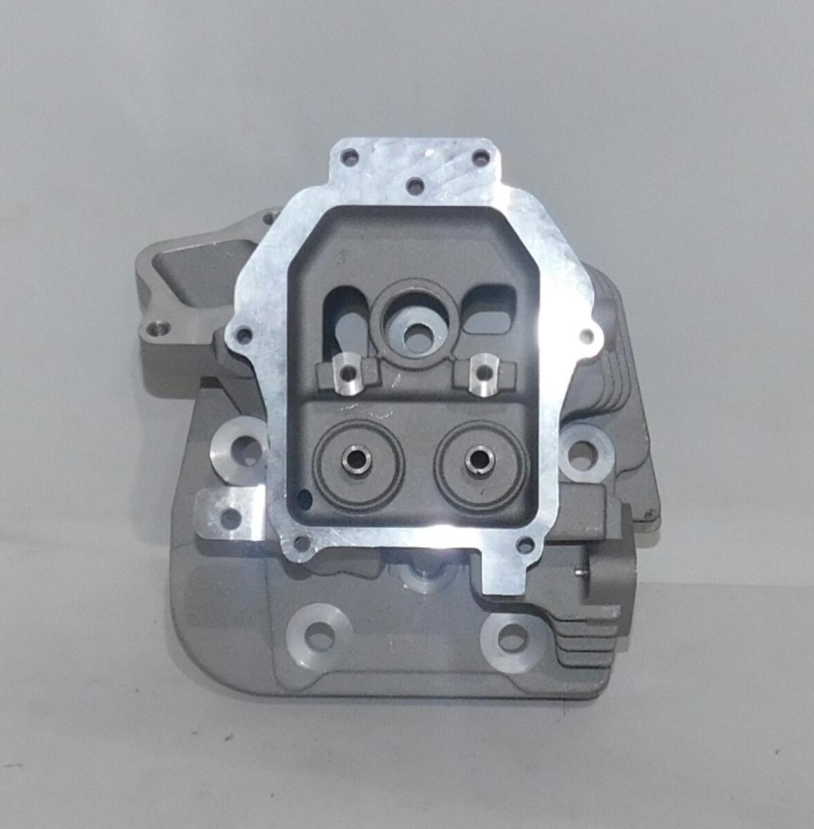 Головка блока цилиндров SGG 17000(..)-18000(..),2V90F (I) Lf / Cylinder head (I) 2V90F (12130-A2910-0001) Головка блока цилиндров SGG 17000(..)-18000(..),2V90F (I) Lf / Cylinder head (I) 2V90F (12130-A2910-0001)