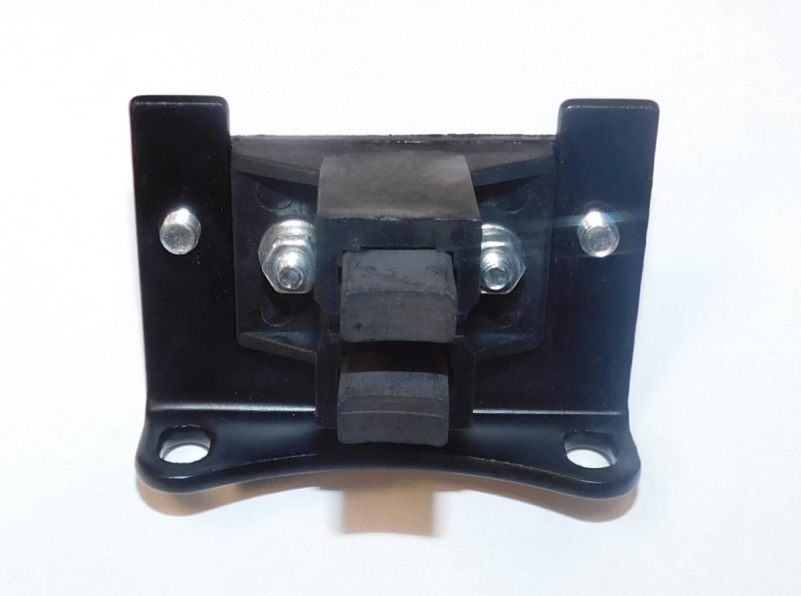 Щеткодержатель со щетками в сборе SGG 17000(..)-18000(..),2V90F Lf / Brush Assy (31130-BP140-0001) Щеткодержатель со щетками в сборе SGG 17000(..)-18000(..),2V90F Lf / Brush Assy (31130-BP140-0001)