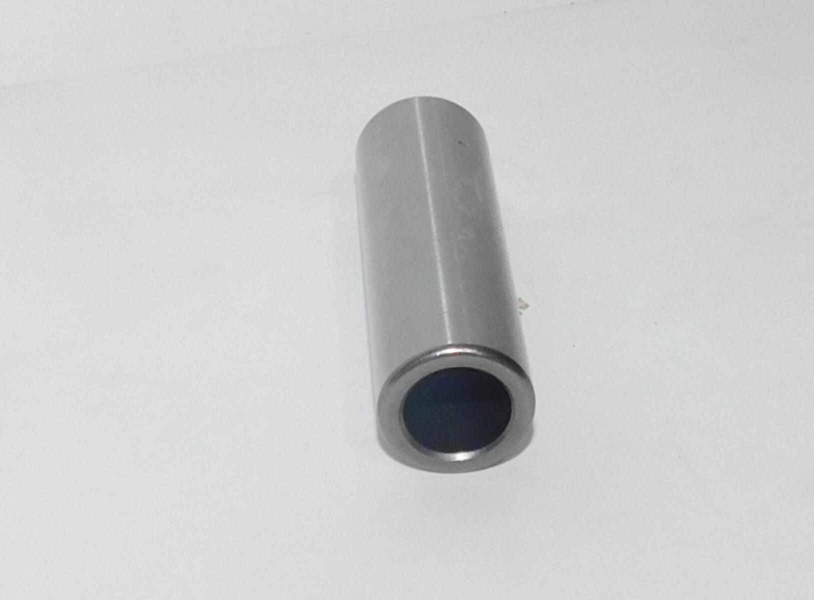 Палец поршневой SGG 12000(..), LC2V80FD/ Piston pin (130060054-0001)