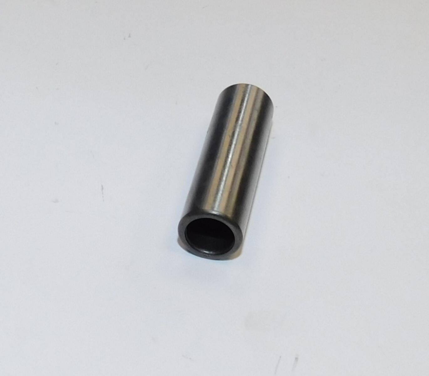 Палец поршневой SGG 2400Si, KM152F /Piston pin (03.03.13121-14801-00) Палец поршневой SGG 2400Si, KM152F /Piston pin (03.03.13121-14801-00)