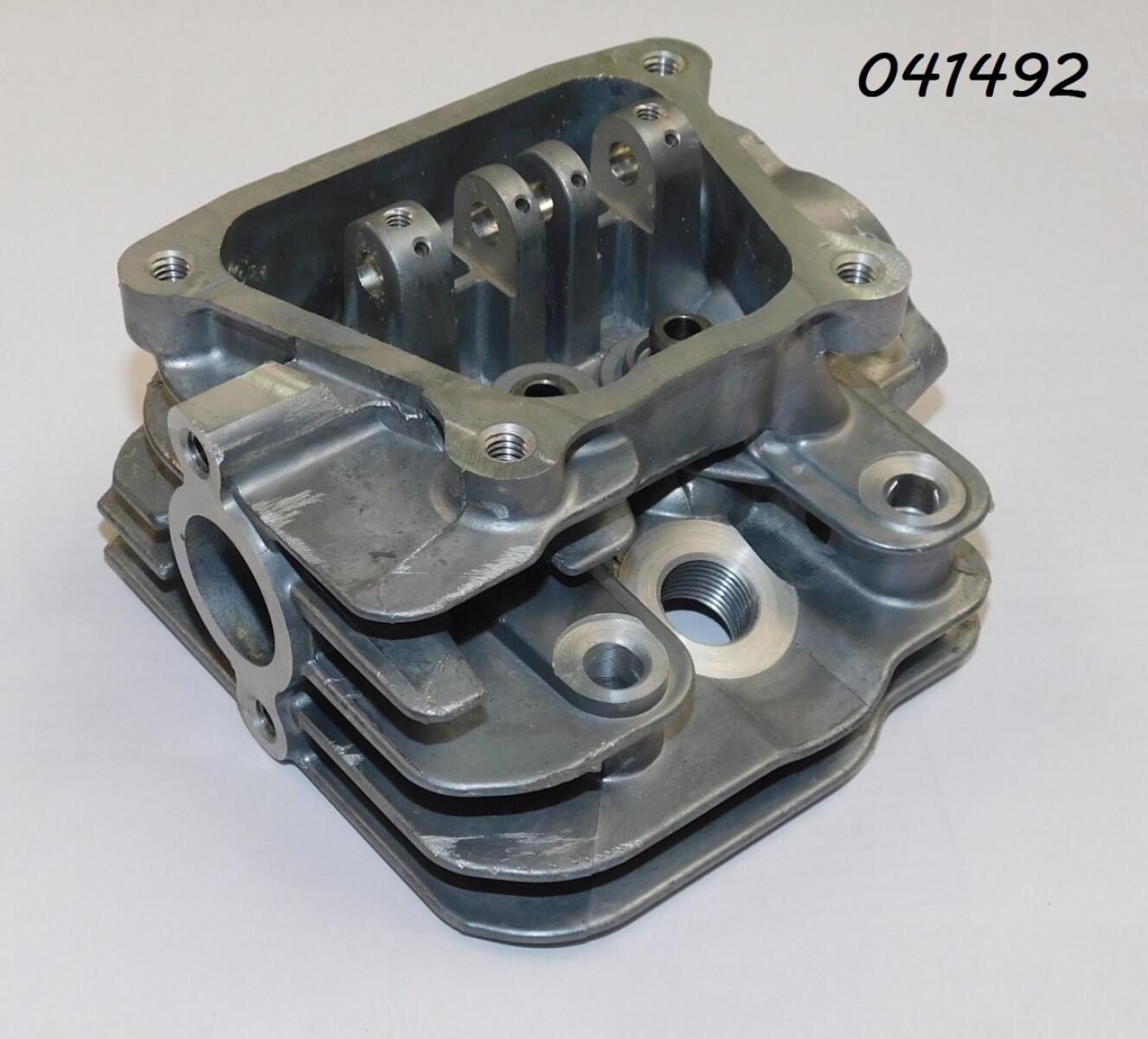 Головка блока цилиндра SGG 2400Si,KM152F / Cylinder head (03.02.12140-15201-00) Головка блока цилиндра SGG 2400Si,KM152F / Cylinder head (03.02.12140-15201-00)
