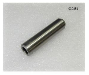 Втулка направляющая клапана TDR-K 18 4L;TDR-K 22 4L/Inlet, exhaust valve guide Втулка направляющая клапана TDR-K 18 4L;TDR-K 22 4L/Inlet, exhaust valve guide