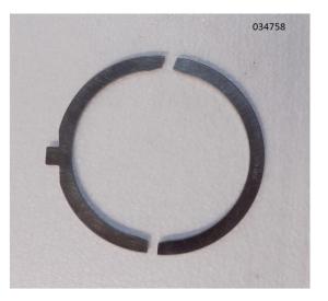 Комплект полуколец упорных WP3.9D33E2/2Thrust Plate Комплект полуколец упорных WP3.9D33E2/2Thrust Plate