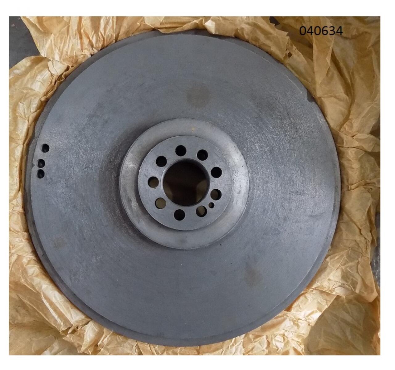 Маховик TDK 260 6LT/Flywheel (614020009) Маховик TDK 260 6LT/Flywheel (614020009)