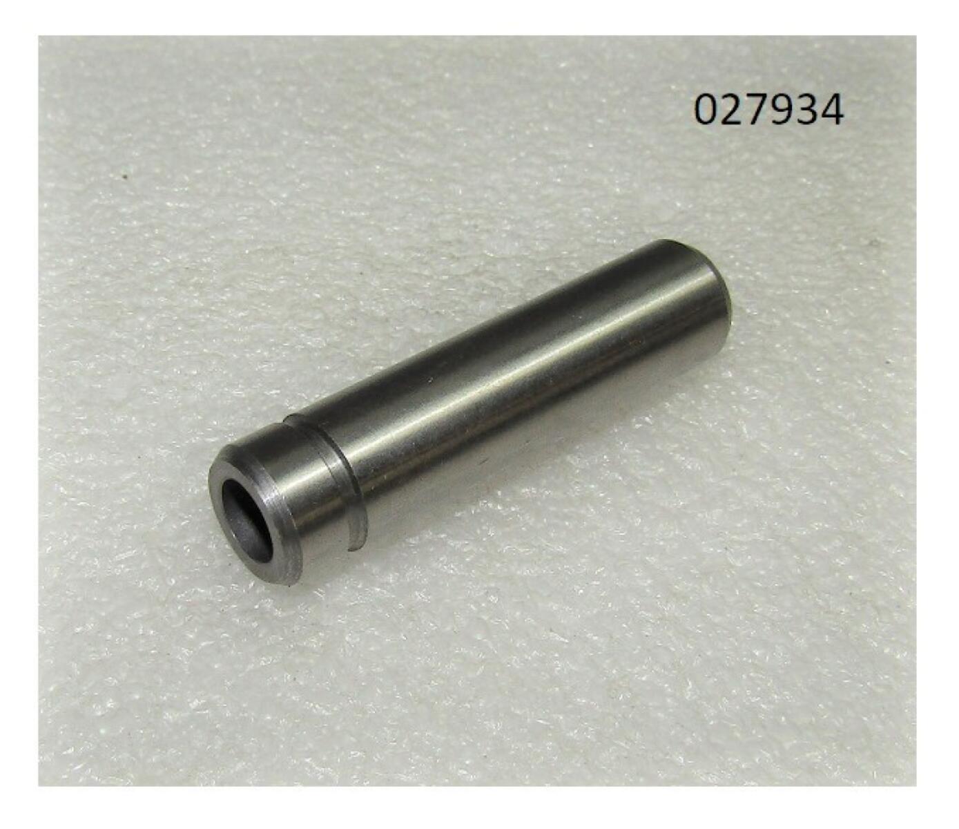 Втулка направляющая клапана Ricardo Y485BZD; TDK 22 4L/Valve guide Втулка направляющая клапана Ricardo Y485BZD; TDK 22 4L/Valve guide