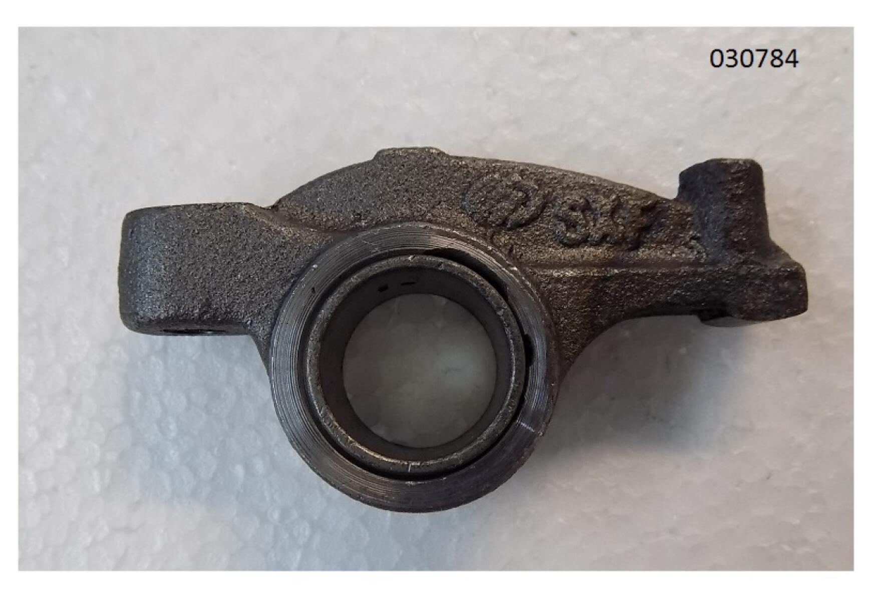 Коромысло клапана в сборе с втулкой TDY-63 4LT / Valve rocker arm assembled with rocker arm bush Коромысло клапана в сборе с втулкой TDY-63 4LT / Valve rocker arm assembled with rocker arm bush
