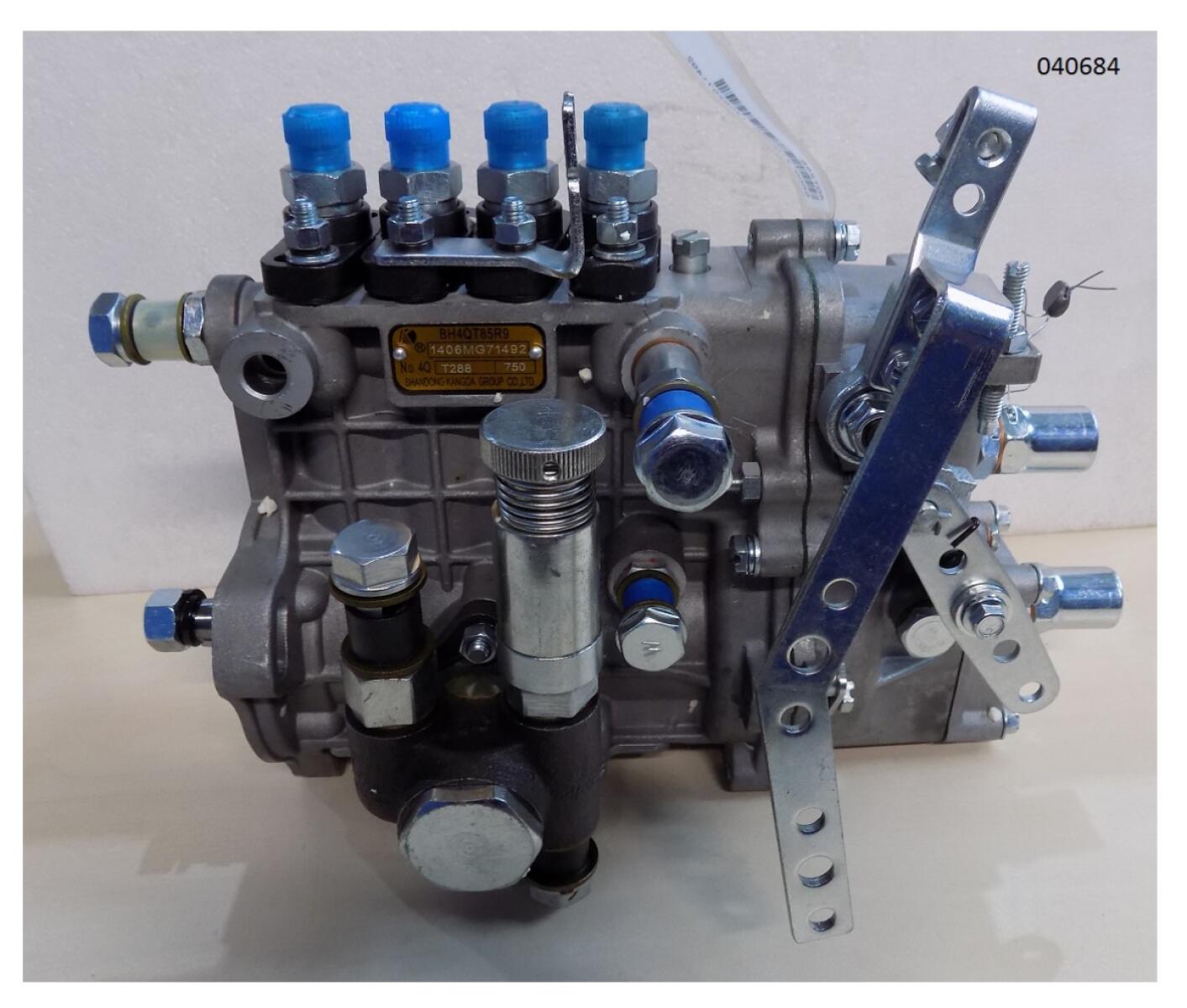 Насос топливный высокого давления Weichai WP2.1D18E2/Injection pump Assy (2100305,BH4QT85R9; 4QT288) Насос топливный высокого давления Weichai WP2.1D18E2/Injection pump Assy (2100305,BH4QT85R9; 4QT288)