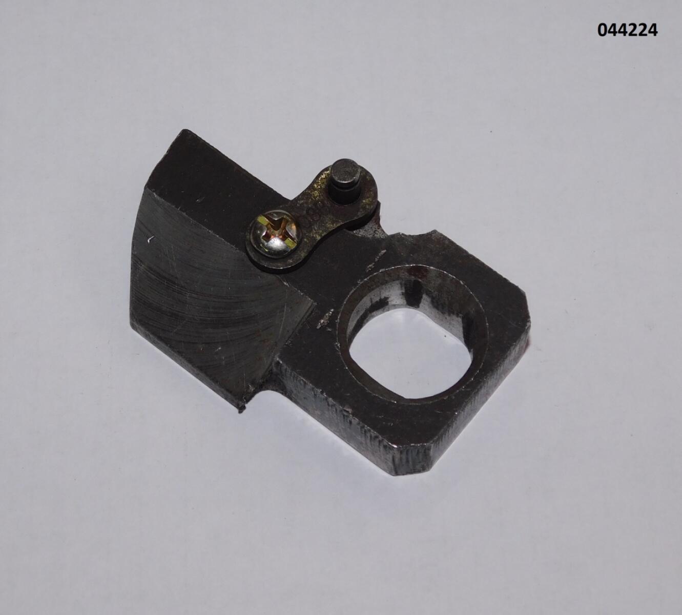 Фиксатор замка втулки TSS GQ 42A/GQ 42A JACK CATCH, №13 (60002027) Фиксатор замка втулки TSS GQ 42A/GQ 42A JACK CATCH, №13 (60002027)