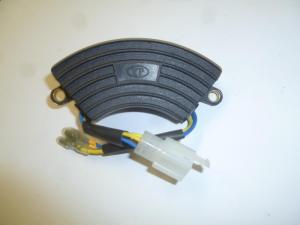 Регулятор напряжения SGG 2600L,E (220 v,6 конт.) / Single-phase AVR for 2600L,E,168-28 Регулятор напряжения SGG 2600L,E (220 v,6 конт.) / Single-phase AVR for 2600L,E,168-28