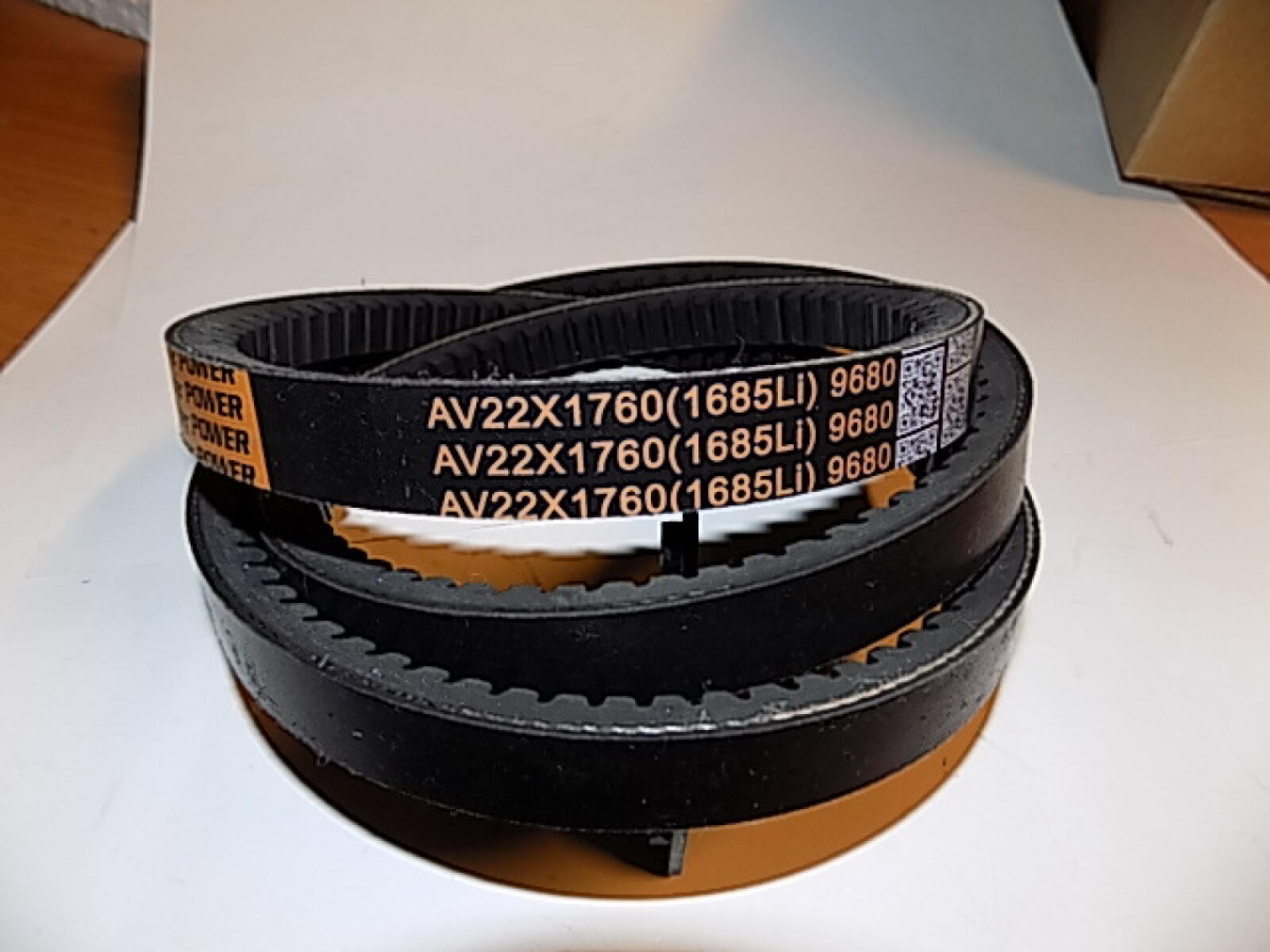 Ремень крыльчатки TDX 575 12VTE/Belt for fan AV22х1760 (1685Li ) 9680, Ремень крыльчатки TDX 575 12VTE/Belt for fan AV22х1760 (1685Li ) 9680,