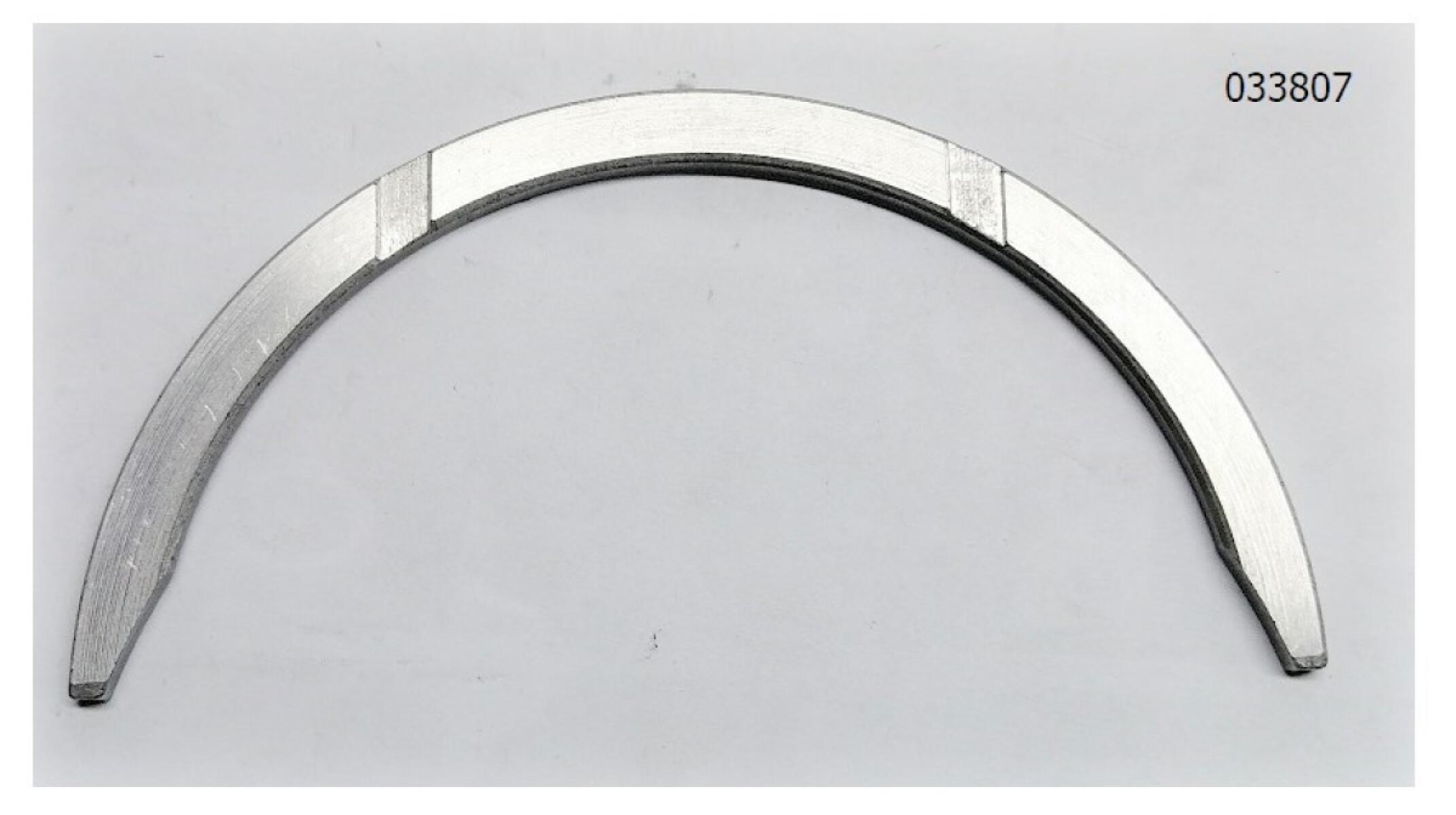Полукольцо упорного подшипника нижнее Yangdong Y4105D/Lower thrust piece of crankshaft