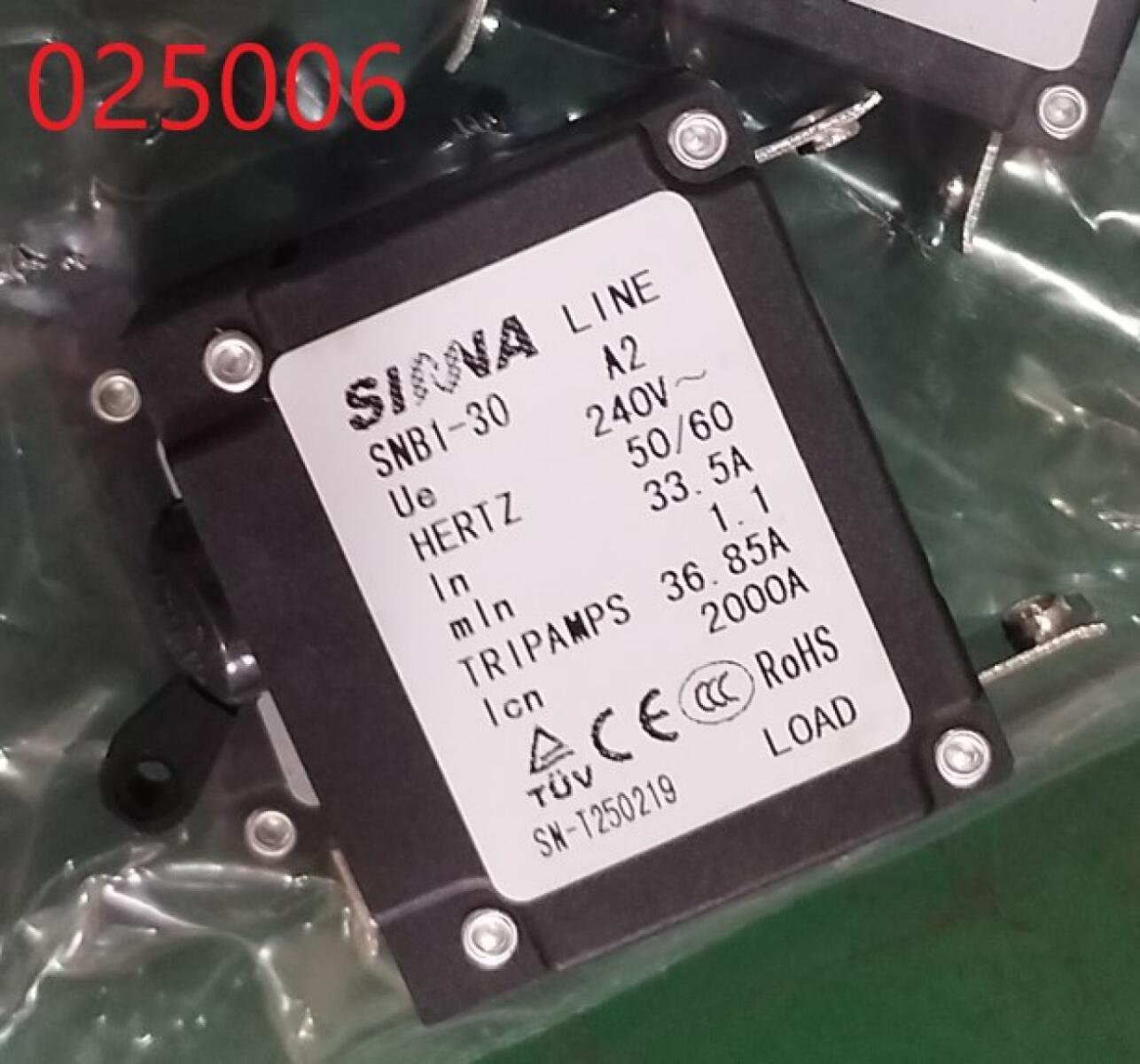Выключатель автоматический (одинарный) 33.5А SGG 8000EHNA KM / AC circuit breaker Выключатель автоматический (одинарный) 33.5А SGG 8000EHNA KM / AC circuit breaker