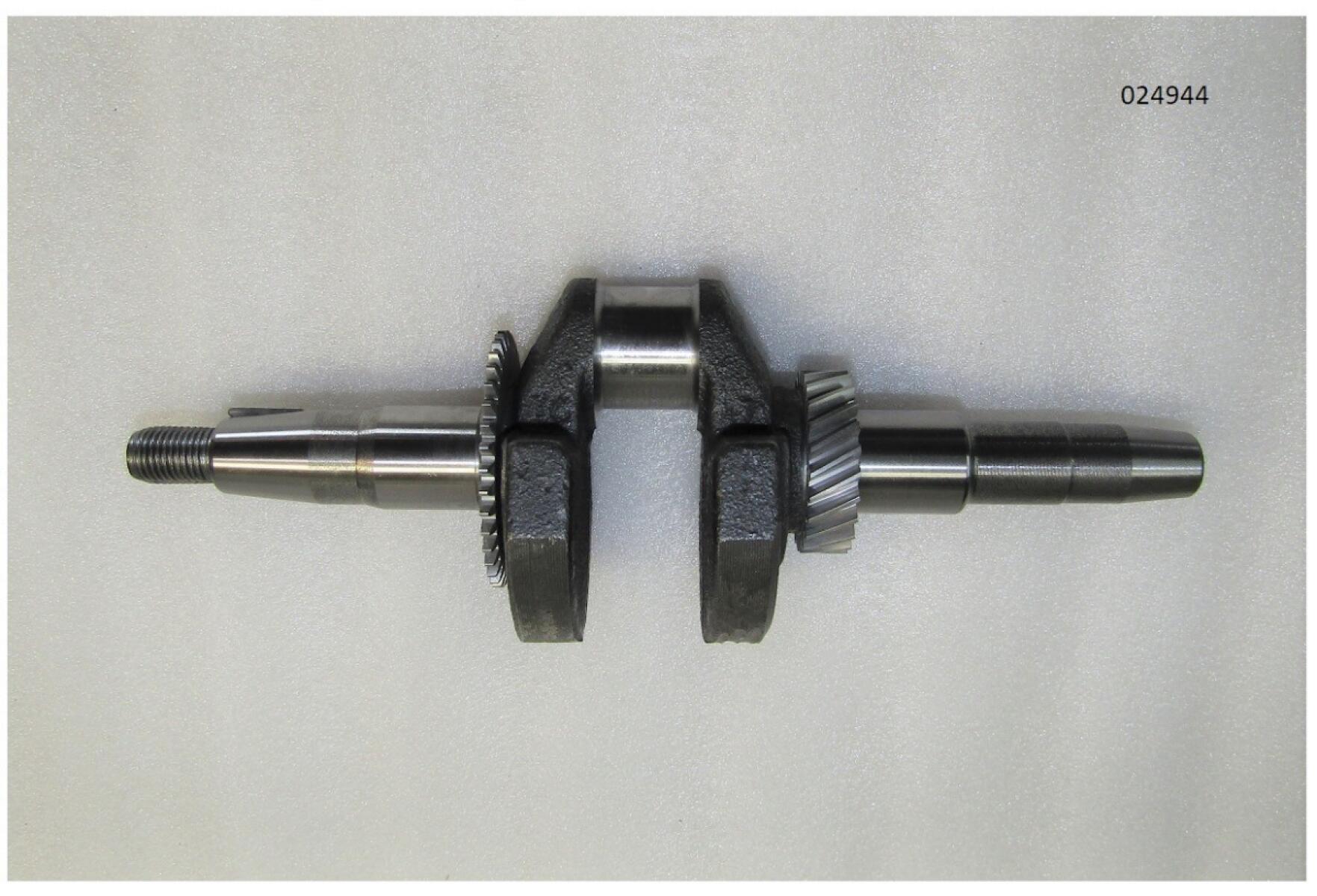 Вал коленчатый SGG 2000N-2800(..), KM170FD (в сборе с шестернями и шпонкой) / Crankshaft assembly with key (03.03.13300-17002-00) Вал коленчатый SGG 2000N-2800(..), KM170FD (в сборе с шестернями и шпонкой) / Crankshaft assembly with key (03.03.13300-17002-00)