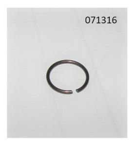 Кольцо стопорное втулки клапана КМ376 / Spring Clip (KM376QC -1003014) Кольцо стопорное втулки клапана КМ376 / Spring Clip (KM376QC -1003014)
