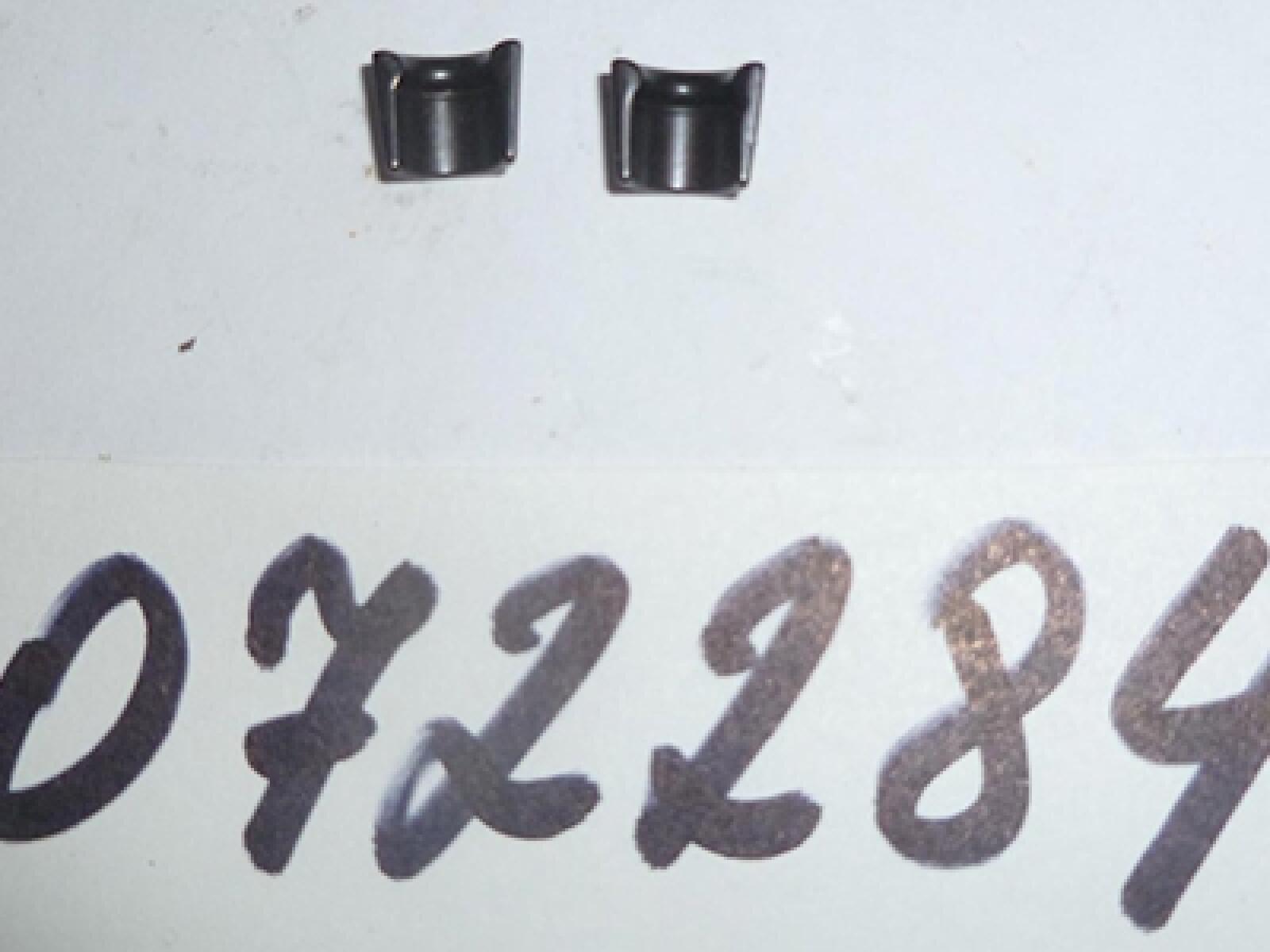 Сухарь клапана KM170/Valve collet Сухарь клапана KM170/Valve collet