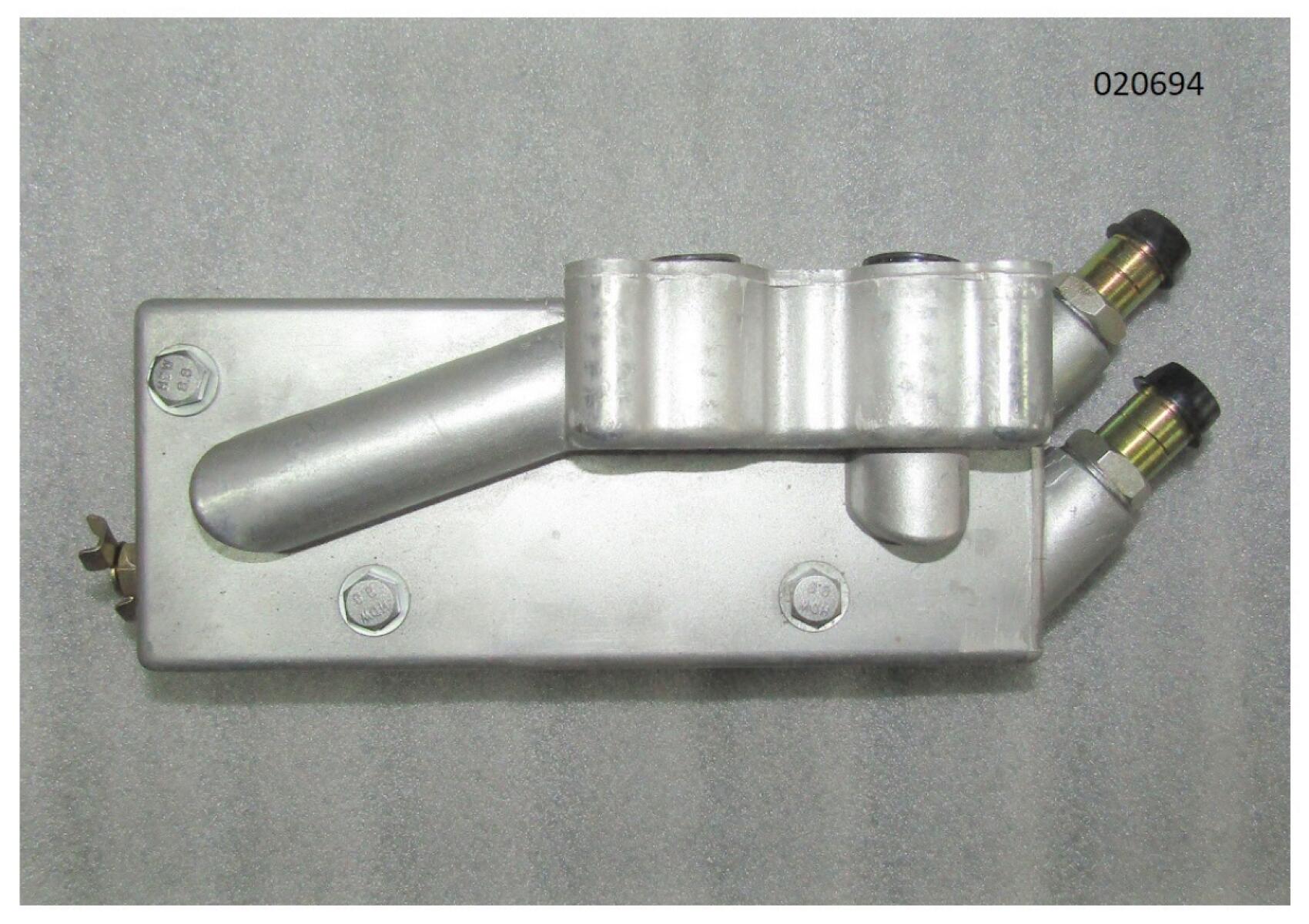 Теплообменник масляный Ricardo R4105ZDS1; TDK 56,66 4LT/Oil cooler (4R450100-1) Теплообменник масляный Ricardo R4105ZDS1; TDK 56,66 4LT/Oil cooler (4R450100-1)
