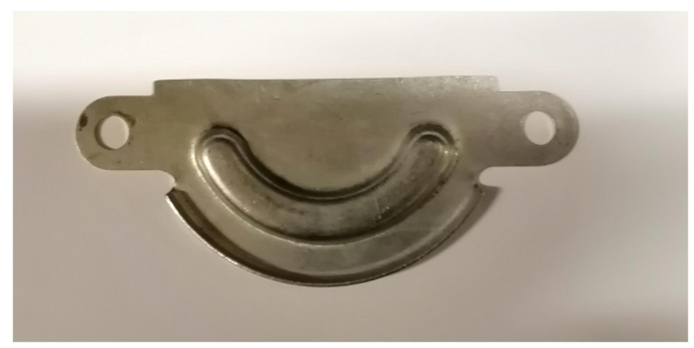 Кронштейн фильтра сетчатого KM2V80 / Filter screen bracket (KM2V80-09002) Кронштейн фильтра сетчатого KM2V80 / Filter screen bracket (KM2V80-09002)