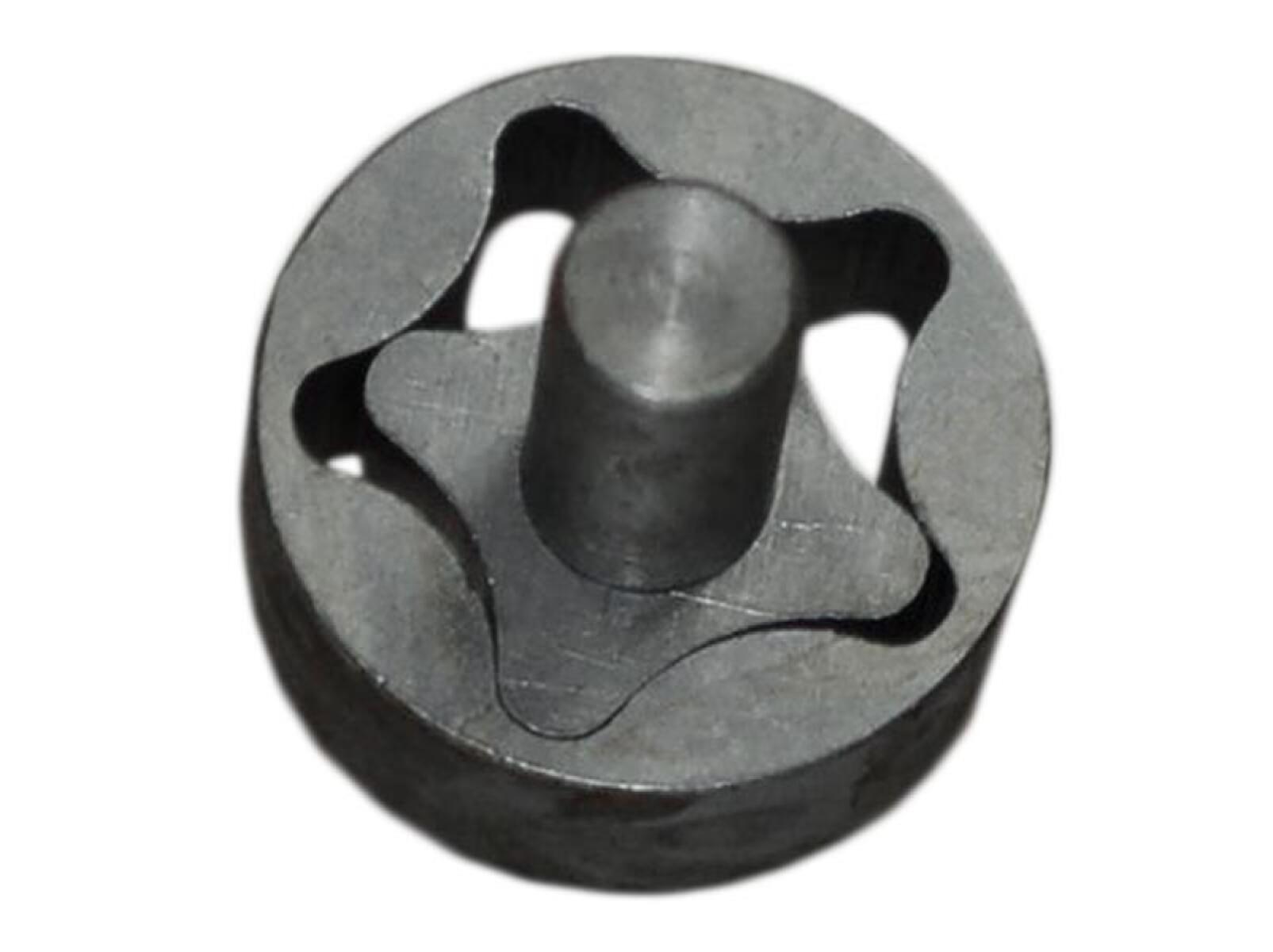Насос масляный KG690 / Oil pump (KG670-13101/11/12)