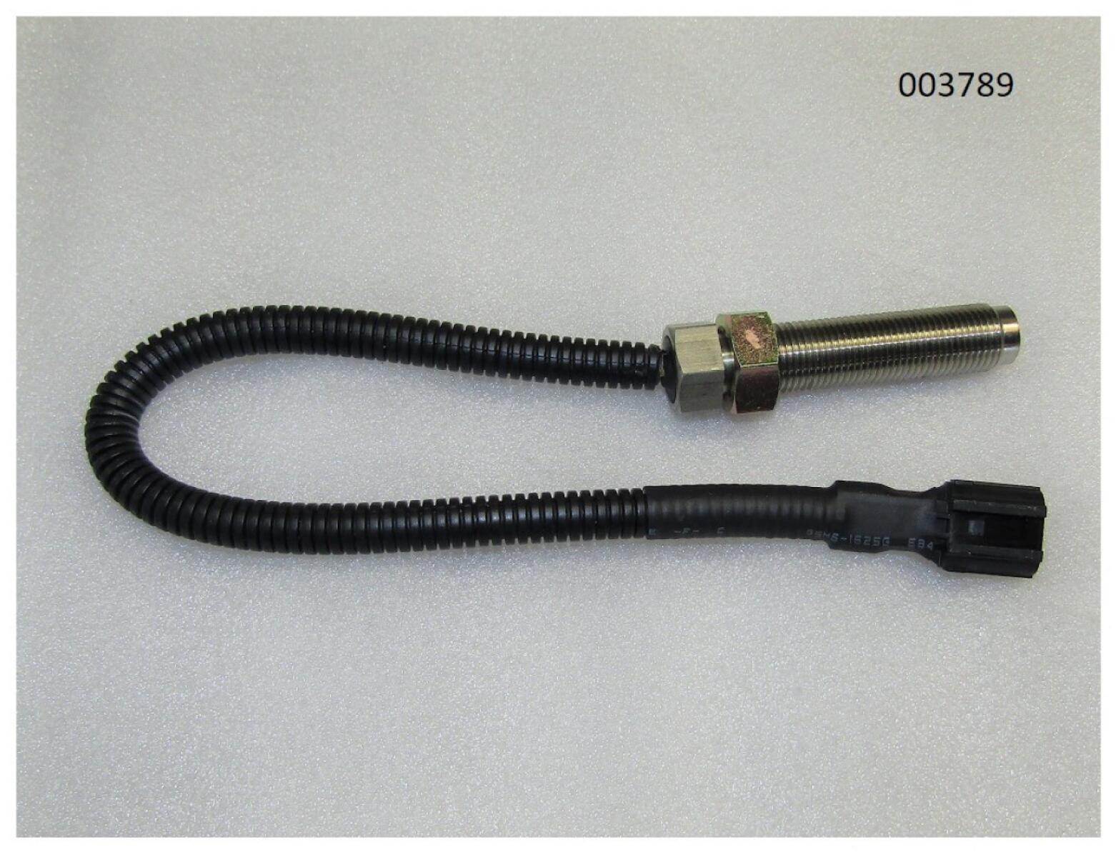 Датчик оборотов двигателя Hyundai Doosan P126TI (M16х82)/Engine speed sensor 65.27103-7007A /М16х82 Датчик оборотов двигателя Hyundai Doosan P126TI (M16х82)/Engine speed sensor 65.27103-7007A /М16х82