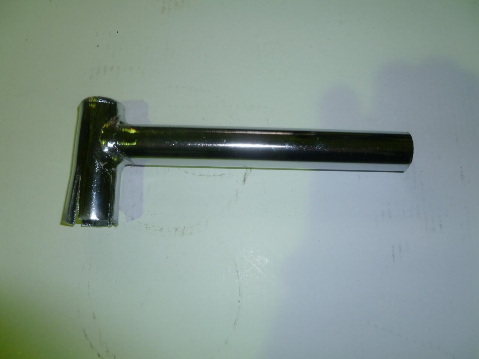 Ручка виброрейки TSS-VTZ/VTH-1,2/ (HANDLE GRIP SECTION,M124100006) Ручка виброрейки TSS-VTZ/VTH-1,2/ (HANDLE GRIP SECTION,M124100006)