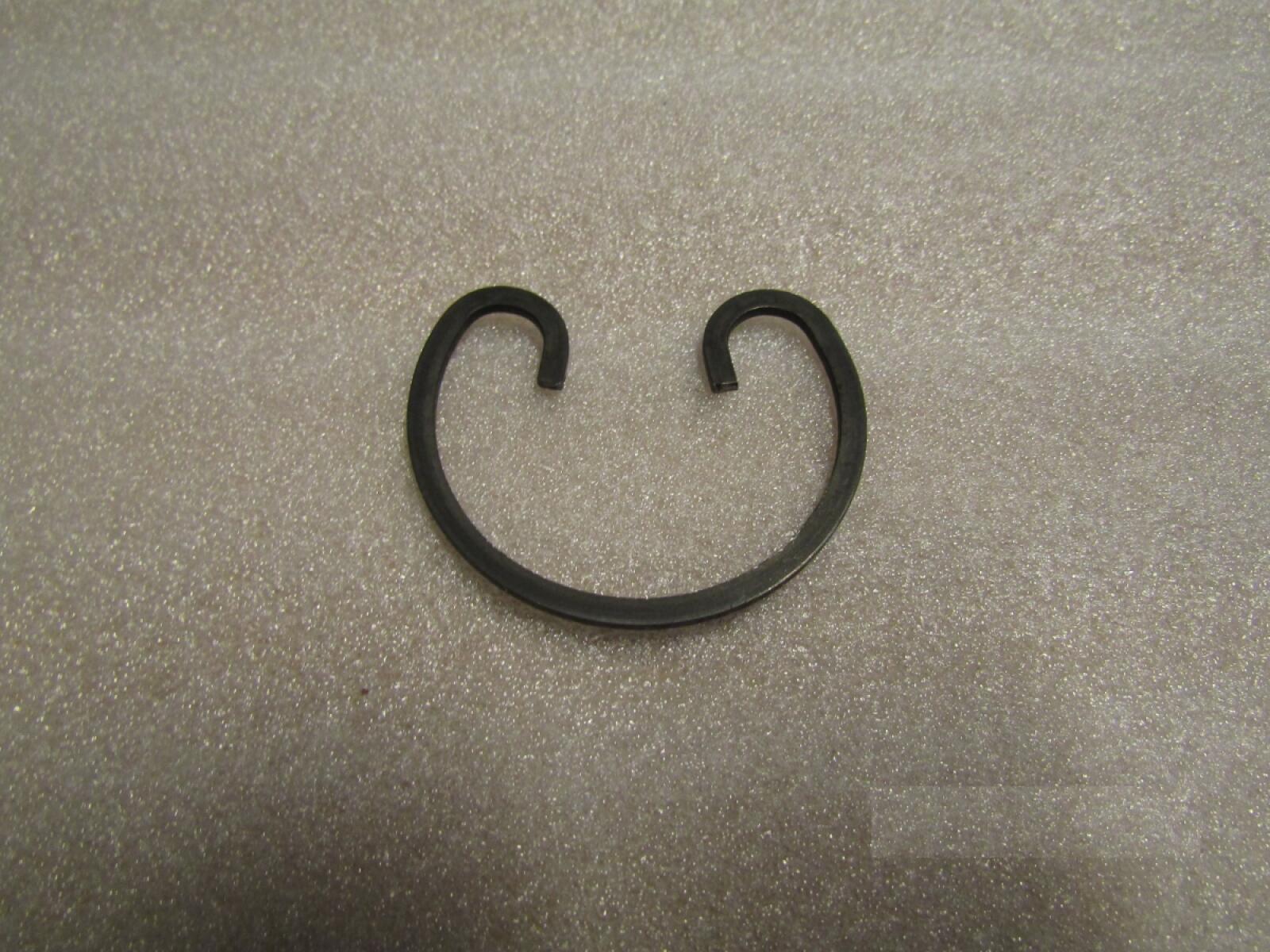 Кольцо стопорное пальца поршневого 6М21/Piston Pin Retainer (612630020029) Кольцо стопорное пальца поршневого 6М21/Piston Pin Retainer (612630020029)