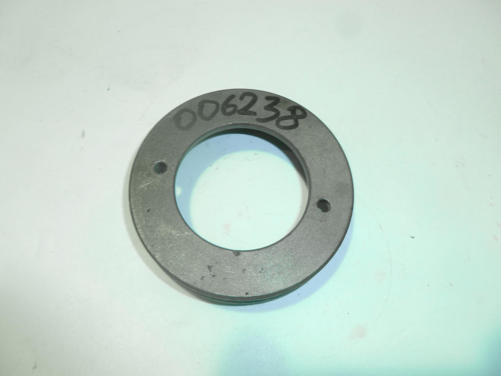 Держатель сальника HCD 90B/Connecting (26) Держатель сальника HCD 90B/Connecting (26)