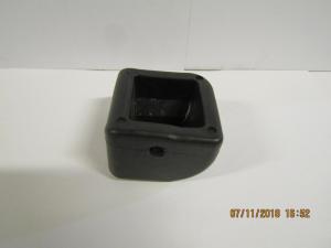 Держатель разбрызгивателя, правый TSS-CPC-80/PIPE HOLDER RIGHT Держатель разбрызгивателя, правый TSS-CPC-80/PIPE HOLDER RIGHT