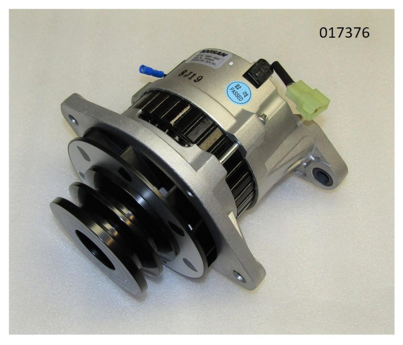 Генератор зарядный P222LE (300901-00007)/Battery charging generator 300901-00007, 65.26101-7153А 5Н2 Генератор зарядный P222LE (300901-00007)/Battery charging generator 300901-00007, 65.26101-7153А 5Н2