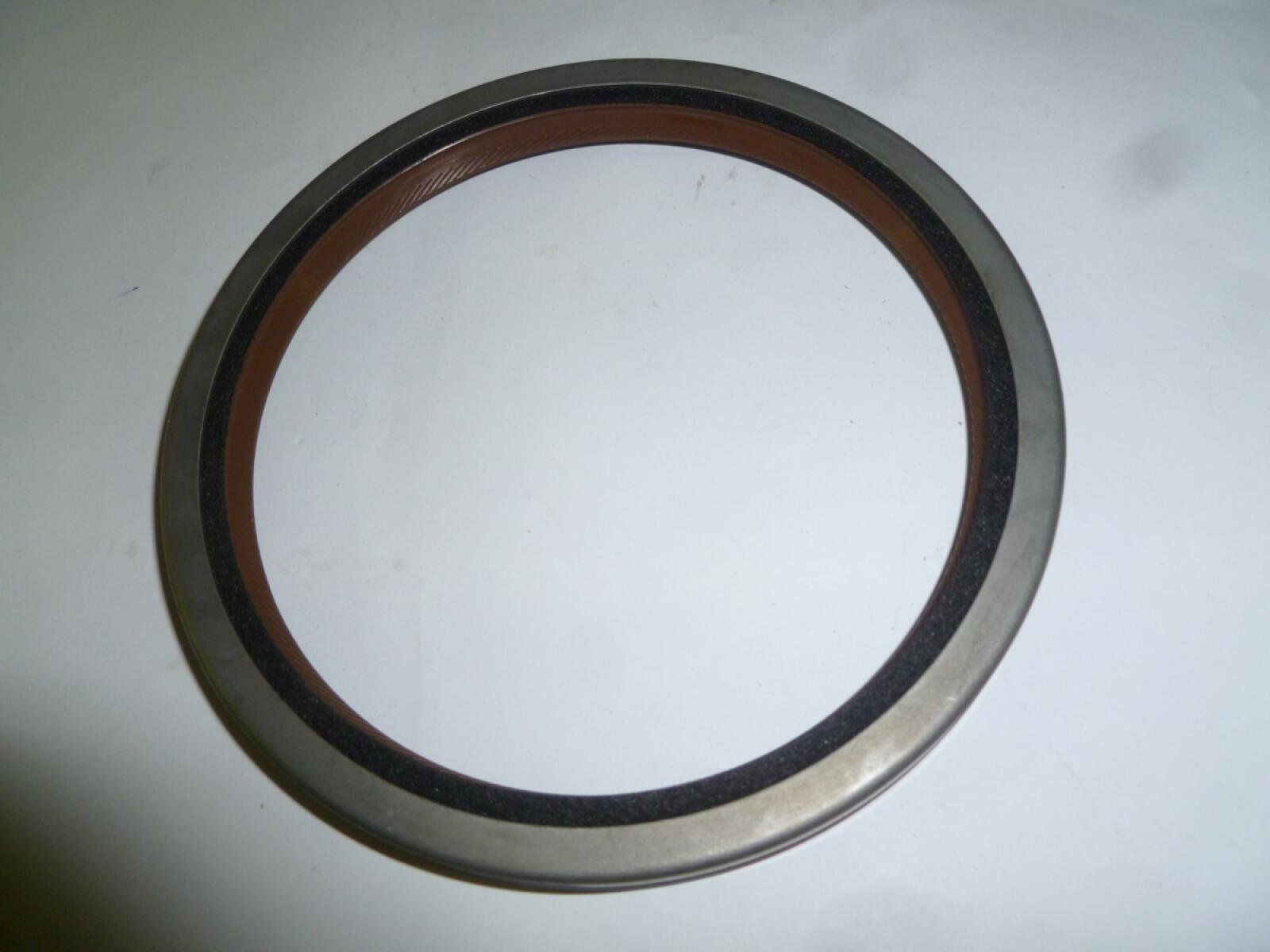 Сальник (110х130х13) вала коленчатого задний Baudouin 4M11G90/5e2 /Rear Oil Seal (12189888) Сальник (110х130х13) вала коленчатого задний Baudouin 4M11G90/5e2 /Rear Oil Seal (12189888)