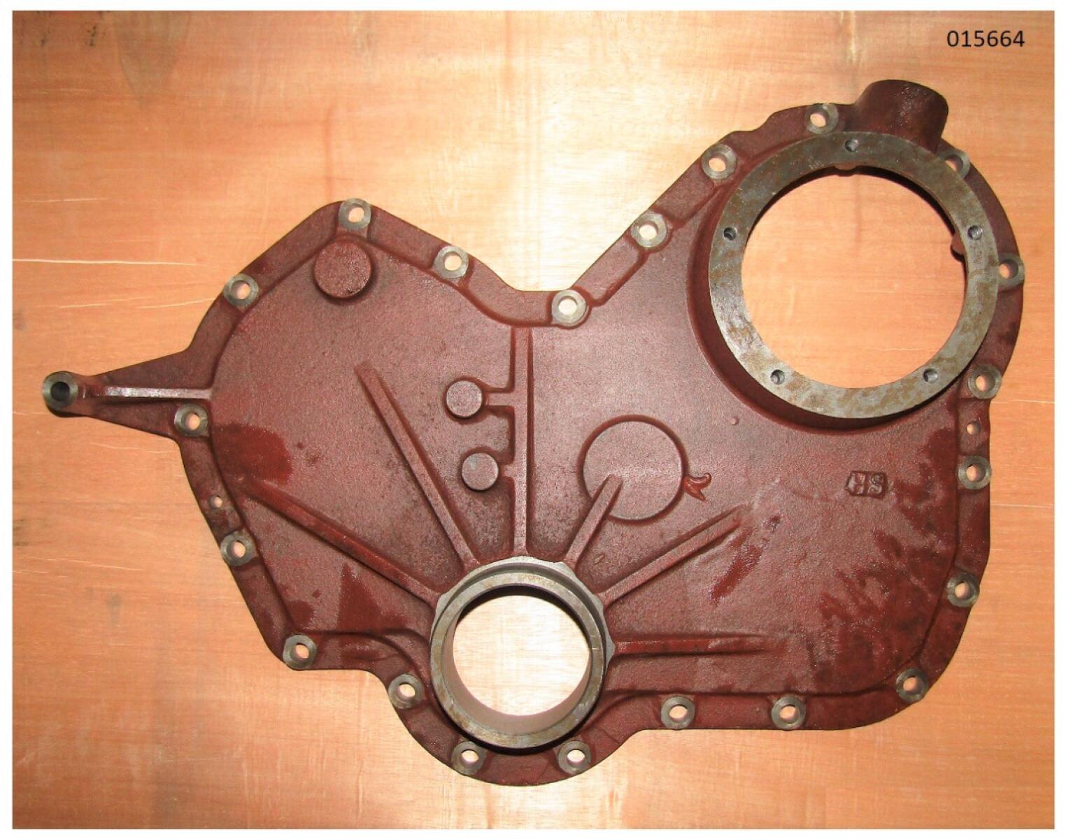 Крышка корпуса шестерен Ricardo R6105BZLDS1; TDK 84-132 6LT/Cover, timing gear case Крышка корпуса шестерен Ricardo R6105BZLDS1; TDK 84-132 6LT/Cover, timing gear case