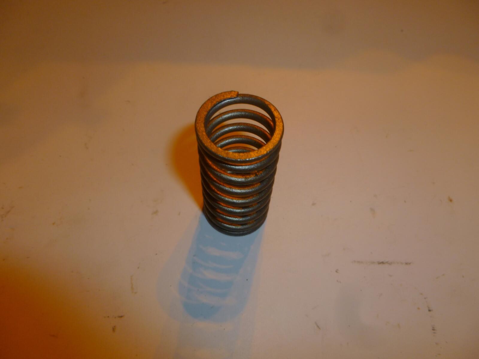 Пружина клапана внутренняя TDQ 12 3L/Inner valve spring (1408500201000) Пружина клапана внутренняя TDQ 12 3L/Inner valve spring (1408500201000)