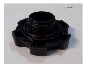 Крышка маслозаливной горловины/Oil Filer Cap Крышка маслозаливной горловины/Oil Filer Cap