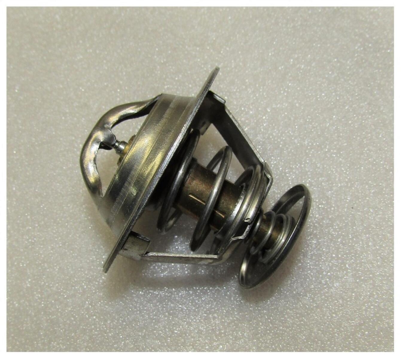 Термостат Ricardo Y485BD; TDK 17 4L (Т=76С)/Thermostat, element Термостат Ricardo Y485BD; TDK 17 4L (Т=76С)/Thermostat, element